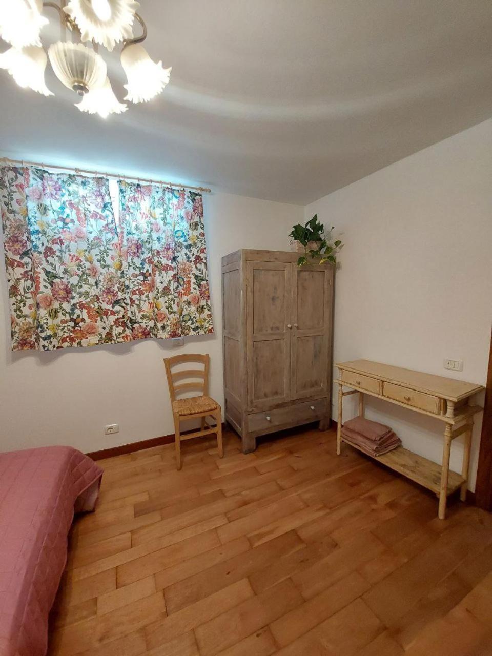 Ortignano Raggiolo Nido Romantico מראה חיצוני תמונה